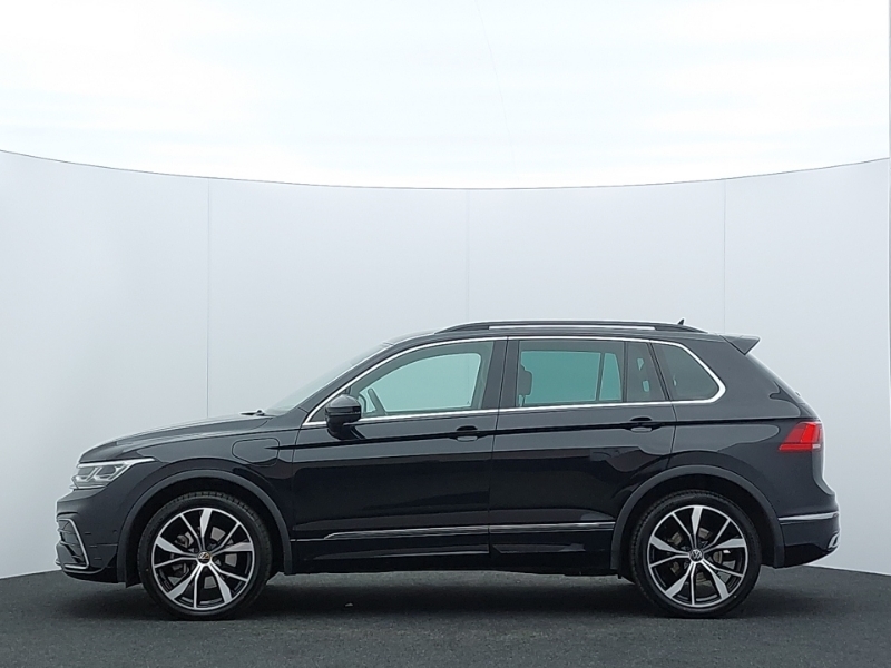 Volkswagen Tiguan 1.4 Tsi Ehybrid R-line Dsg Black #4