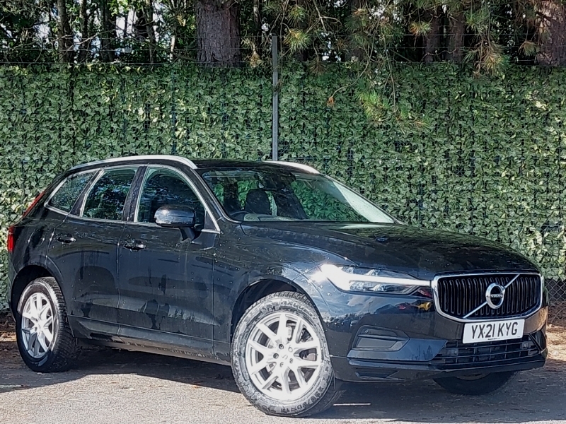 Volvo XC60 2.0 B4d Momentum Geartronic Black