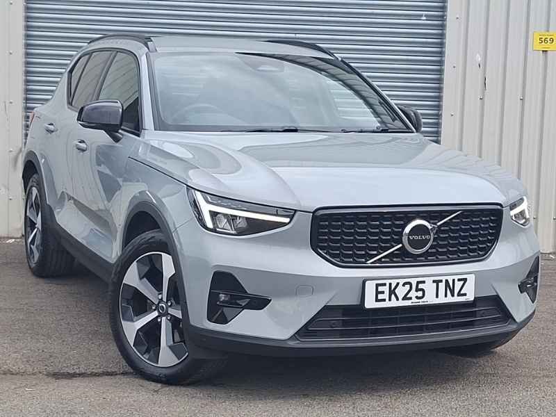 Volvo XC40 2.0 B4p Plus Dark Grey