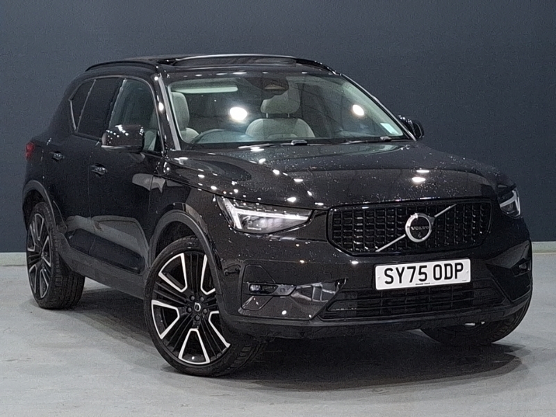 Volvo XC40 2.0 B3p Ultra Dark Black