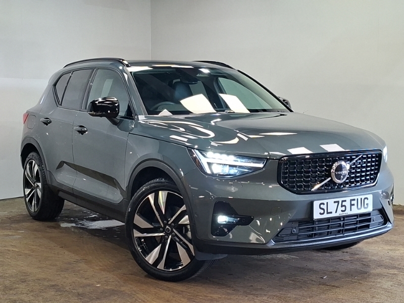 Volvo XC40 2.0 B3p Ultra Dark Green