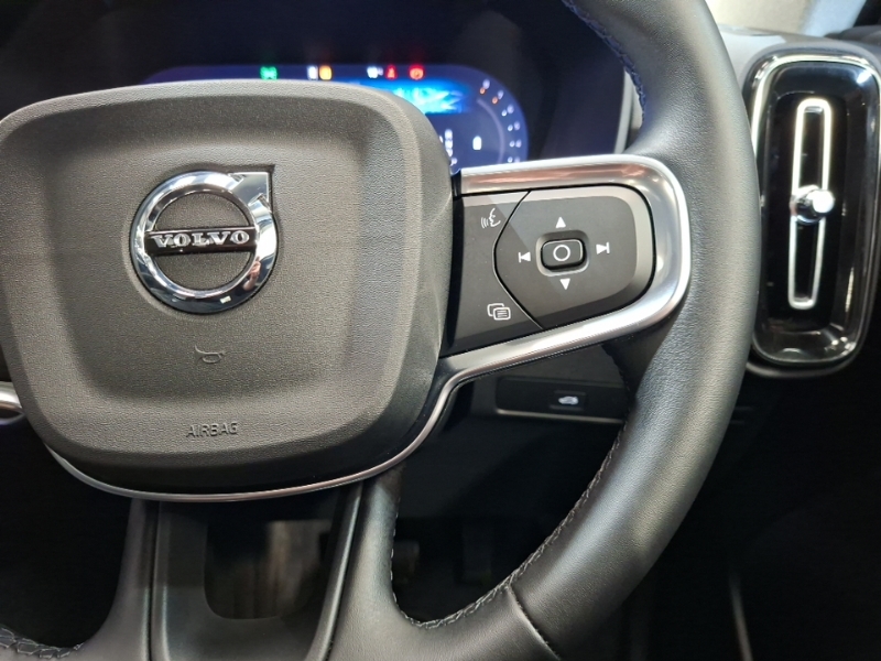Volvo XC40 Core Silver #13