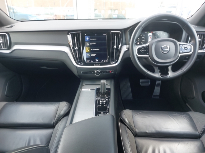 Volvo V60 2.0 B4p R Design Grey #3