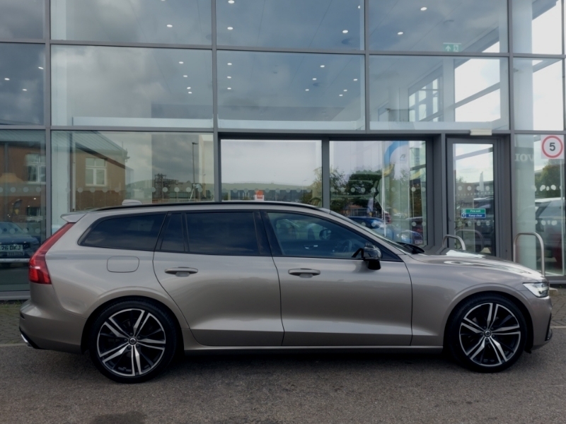 Volvo V60 2.0 B4p R Design Grey #4