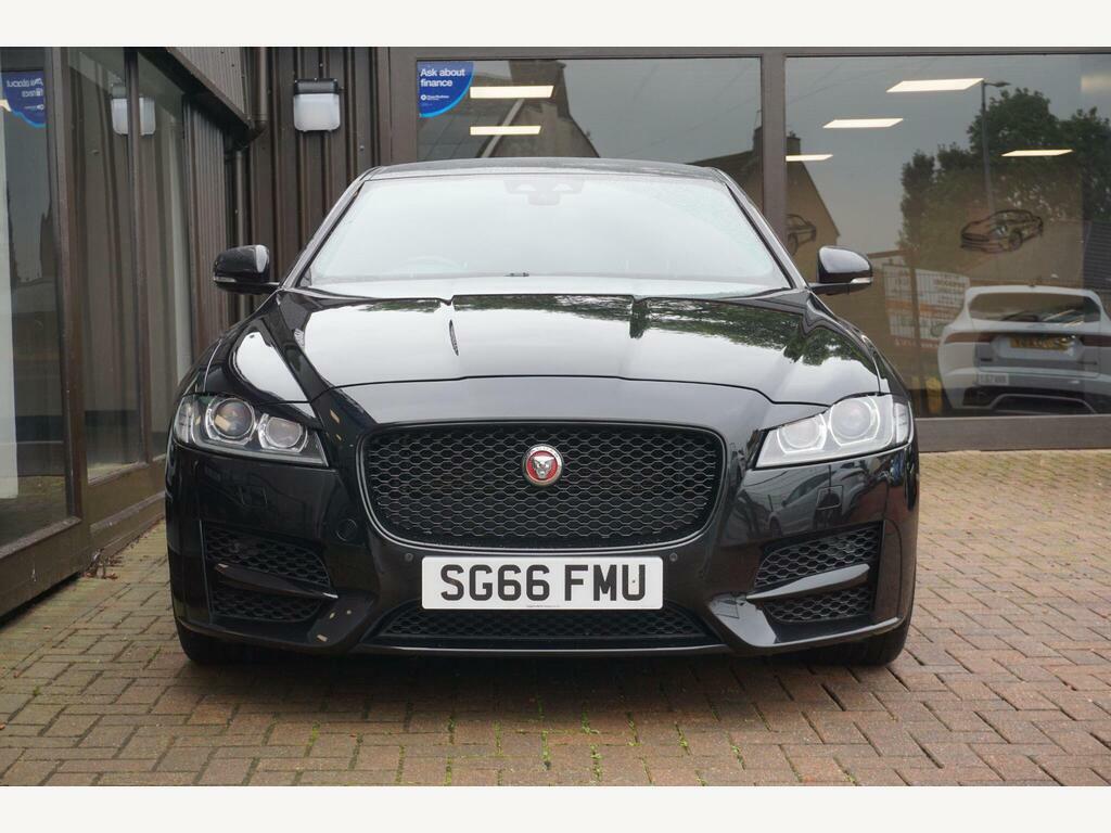Jaguar XF 2.0D R-sport Euro 6 S S Black #4