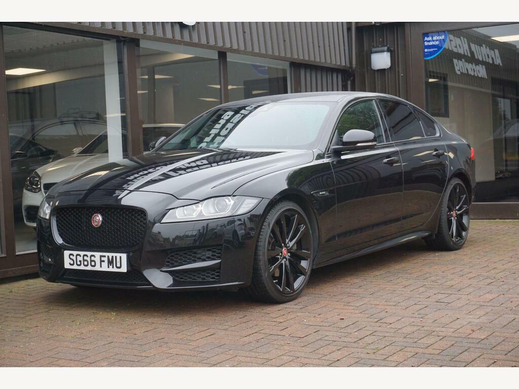 Jaguar XF 2.0D R-sport Euro 6 S S Black