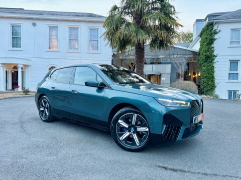 BMW iX 50 111.5Kwh M Blue