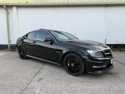 Mercedes-Benz C Class 6.3 C63 V8 Black