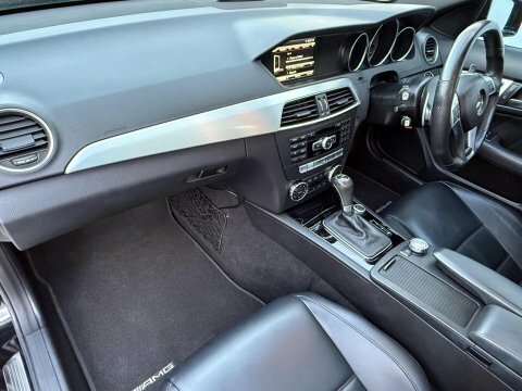 Mercedes-Benz C Class 6.3 C63 V8 Black #6
