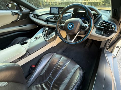 BMW i8 2dr Auto Blue #14
