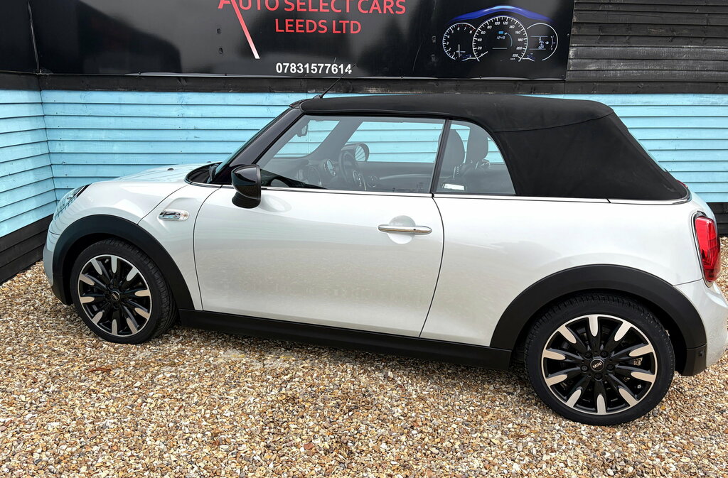 Mini Convertible 2.0 Cooper S Exclusive Convertible Step Silver #3