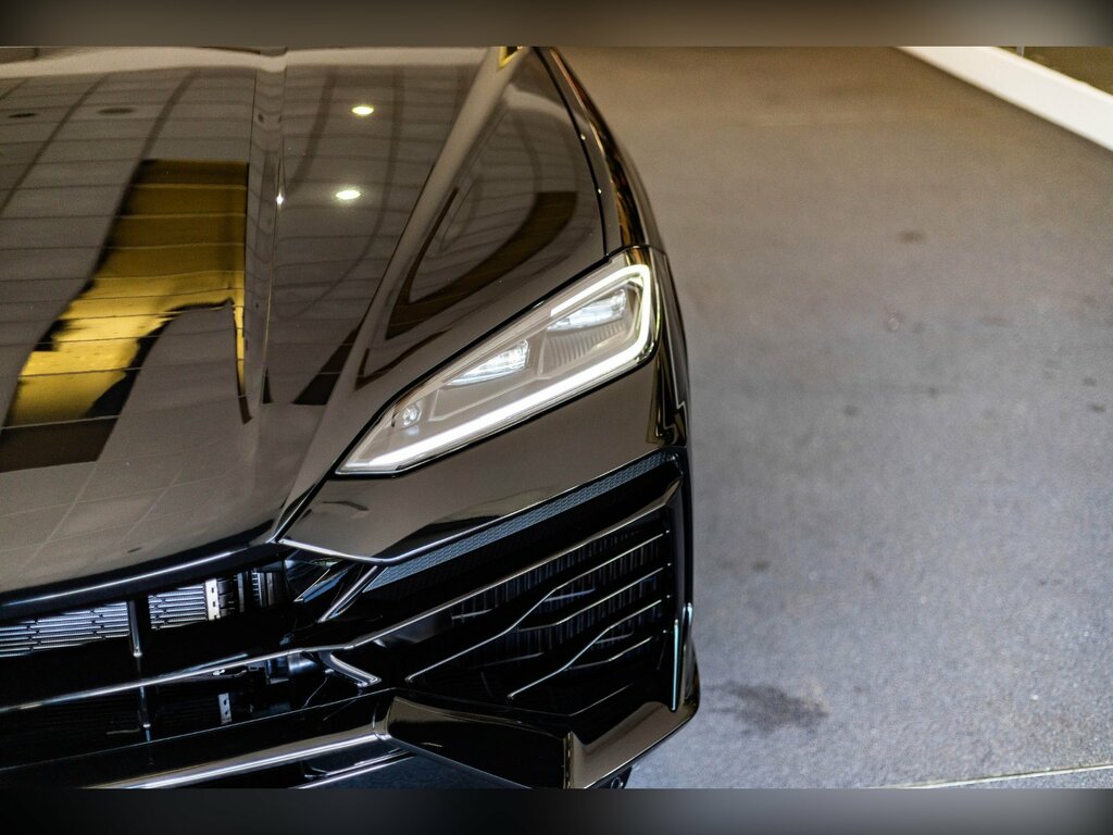 Lamborghini Urus 4.0 V8 Biturbo 25.9Kwh Se 4Wd Euro Black #3
