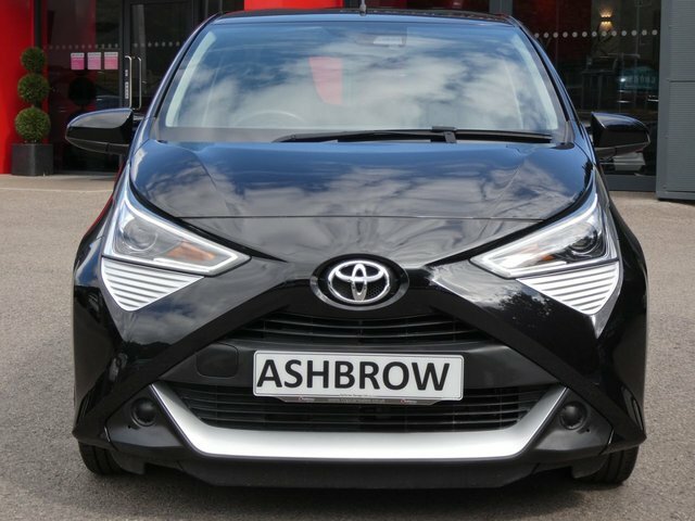 Toyota Aygo 2022 1.0 Vvt-i X-play X-shift Safety Sense 7 Black #5