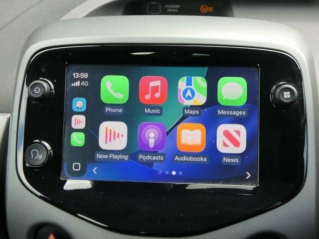 Toyota Aygo 2022 1.0 Vvt-i X-play X-shift Safety Sense 7 Black #2