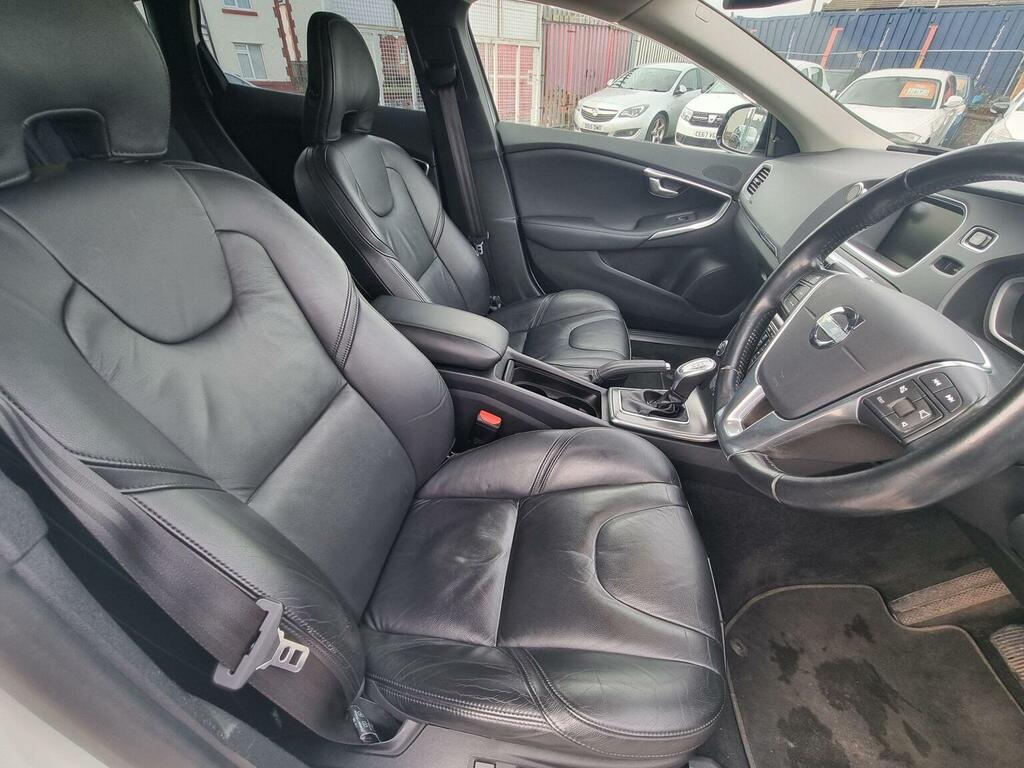 Volvo V40 1.6 T4 Se Lux Nav Powershift Euro 5 Ss  #5