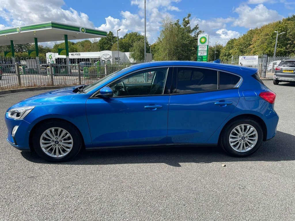 Ford Focus 1L Titanium MK68VAX Blue #6