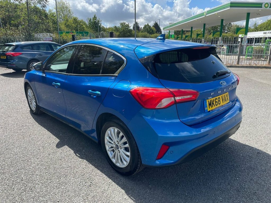 Ford Focus 1L Titanium MK68VAX Blue #5