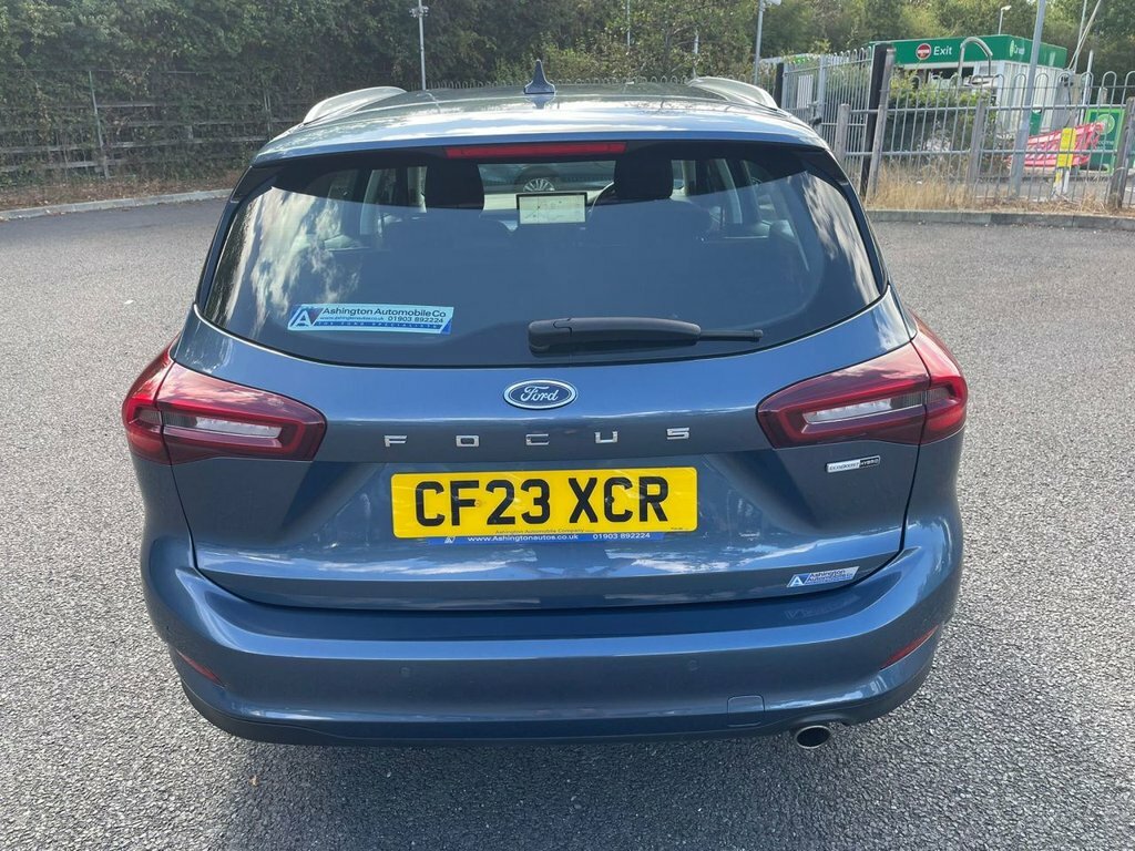Ford Focus 1L Titanium CF23XCR Blue #4