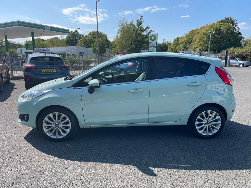 Ford Fiesta 1L Titanium X NA66VLX Green #6