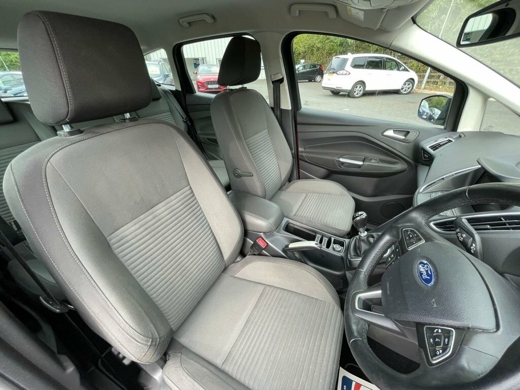 Ford C-Max Zetec Red #15