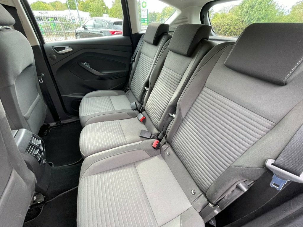 Ford C-Max Zetec Red #11