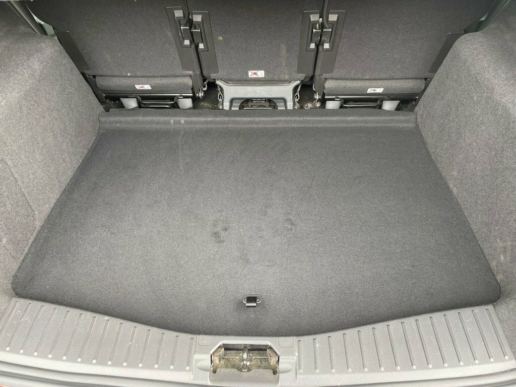Ford C-Max Zetec Red #13