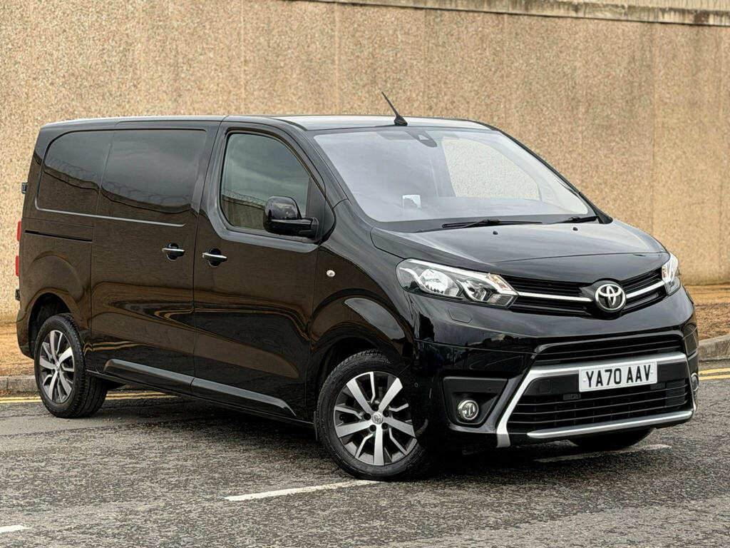 Toyota PROACE 2.0D Design Medium Panel Van Mwb Euro 6 Ss Black #2