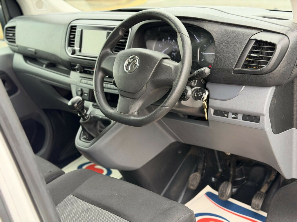 Vauxhall Vivaro Mpv Grey #14