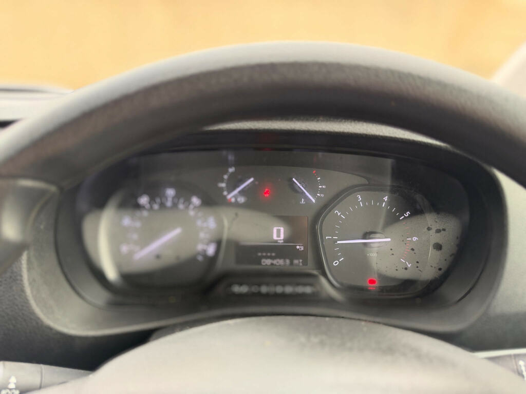 Vauxhall Vivaro Mpv Grey #25