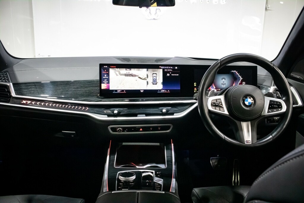 BMW X7 Black #28