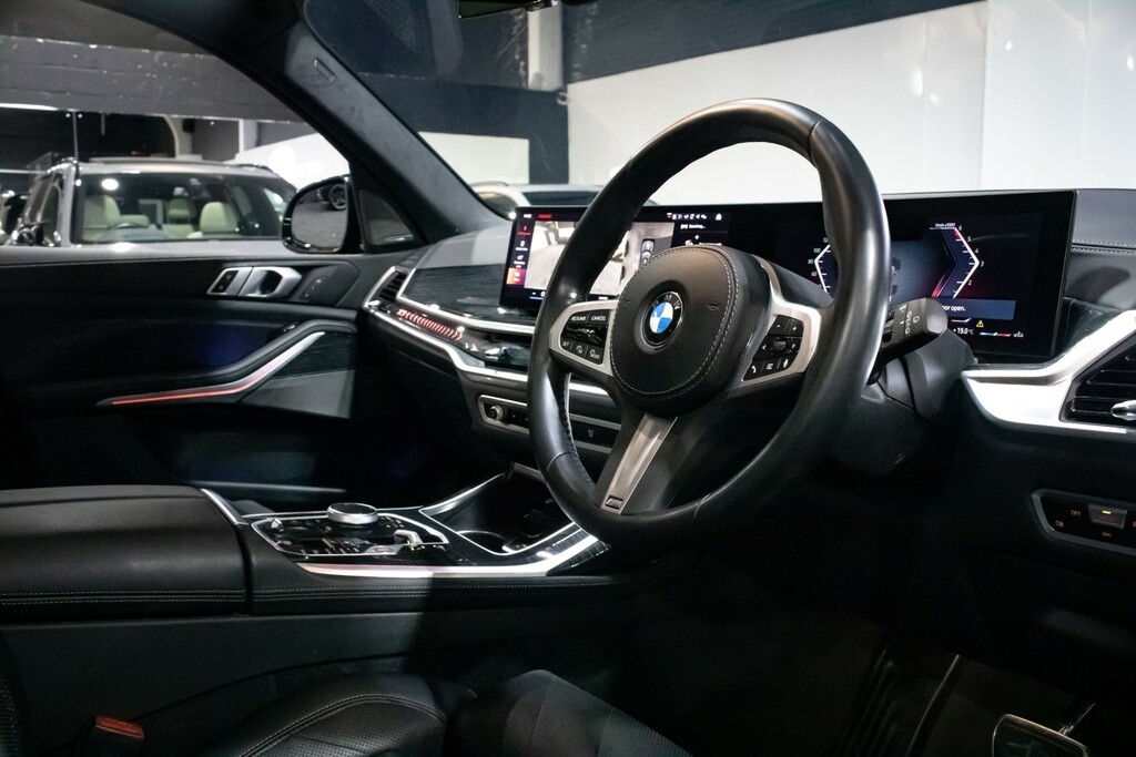BMW X7 Black #20