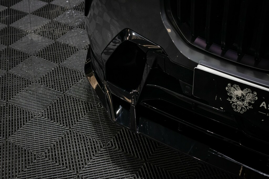 BMW X7 Black #7