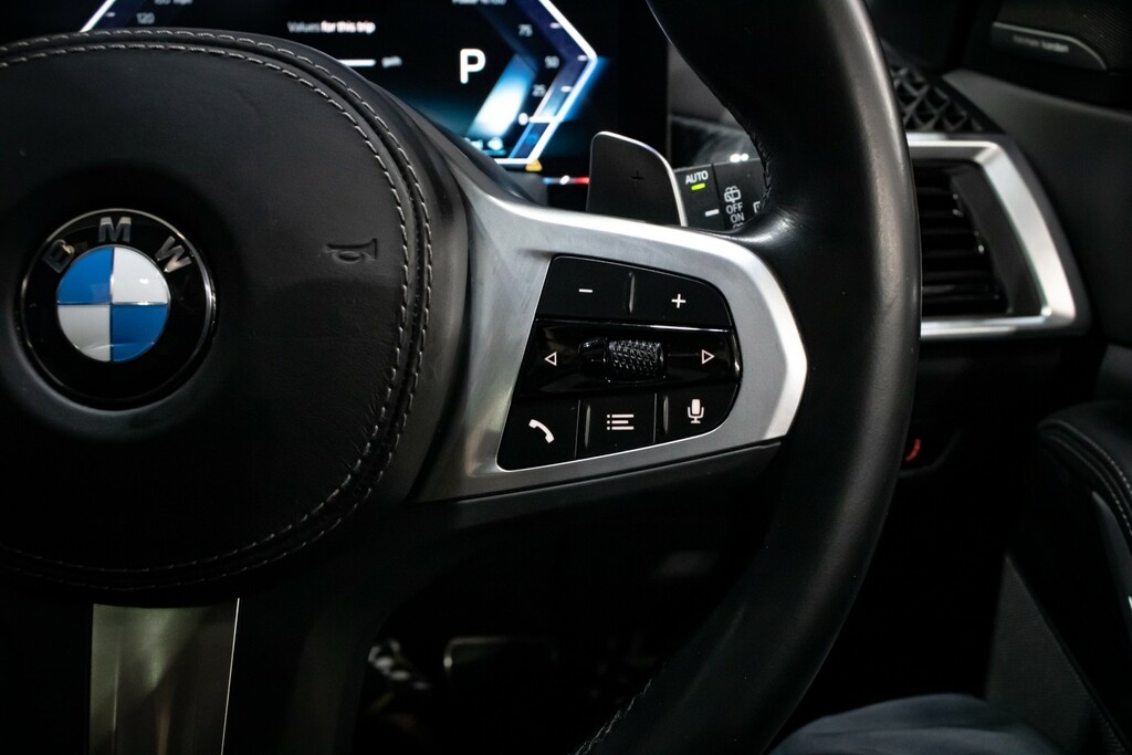 BMW X7 Black #48