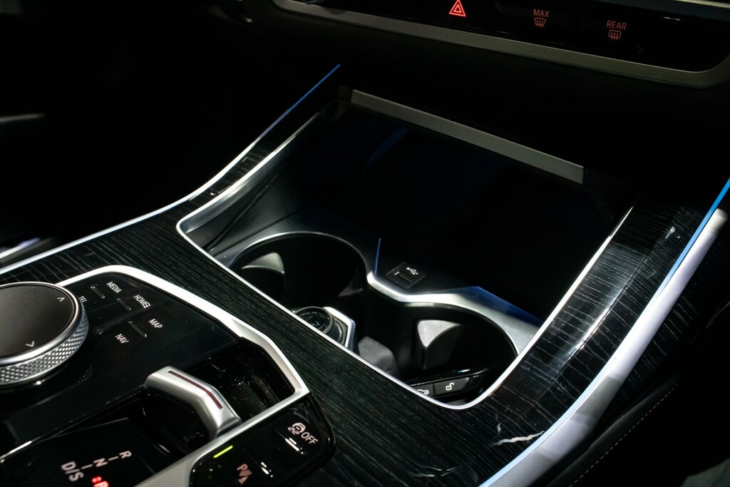 BMW X7 Black #43
