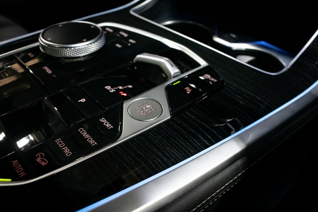 BMW X7 Black #44