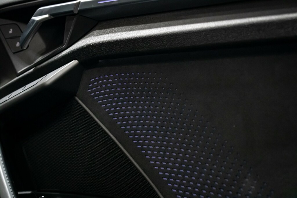 Audi S3 S3 Black Edition Blue #16