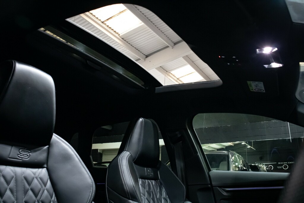 Audi S3 S3 Black Edition Blue #25