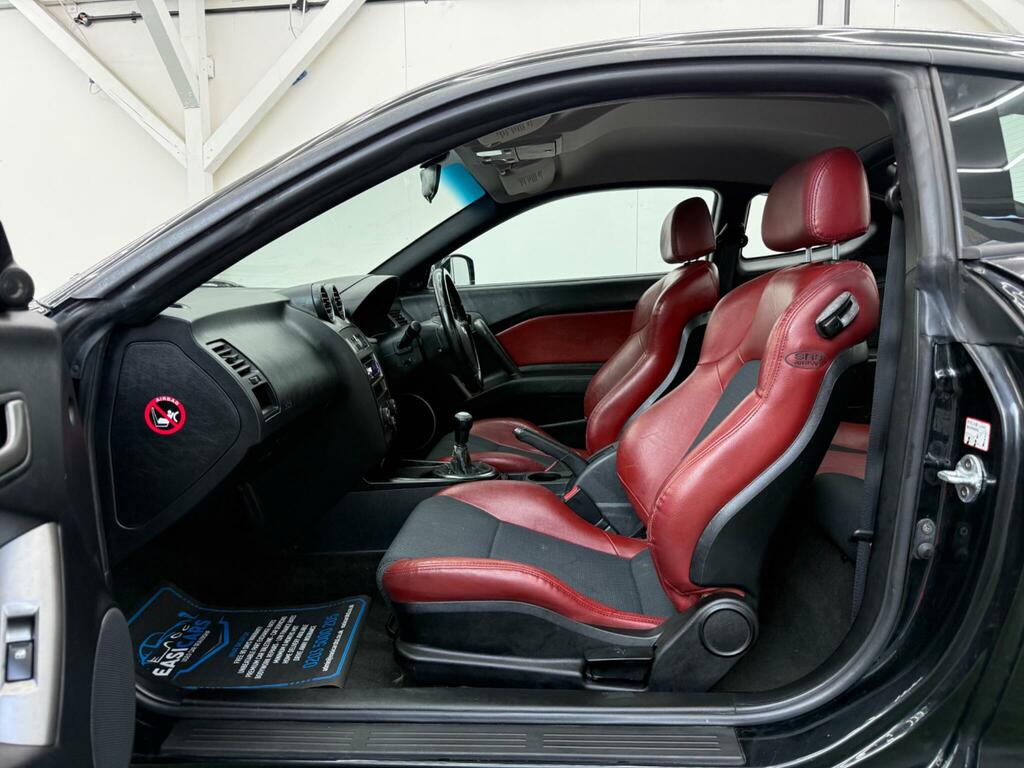 Hyundai Coupe Automatic Black #21