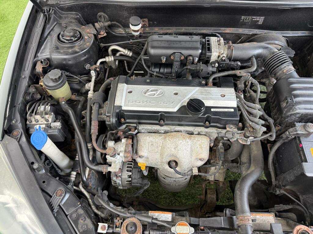 Hyundai Coupe Automatic Black #13