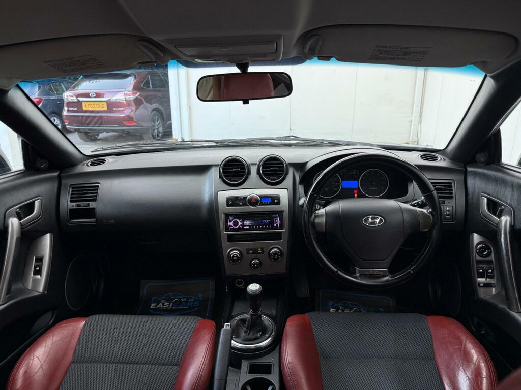 Hyundai Coupe Automatic Black #26