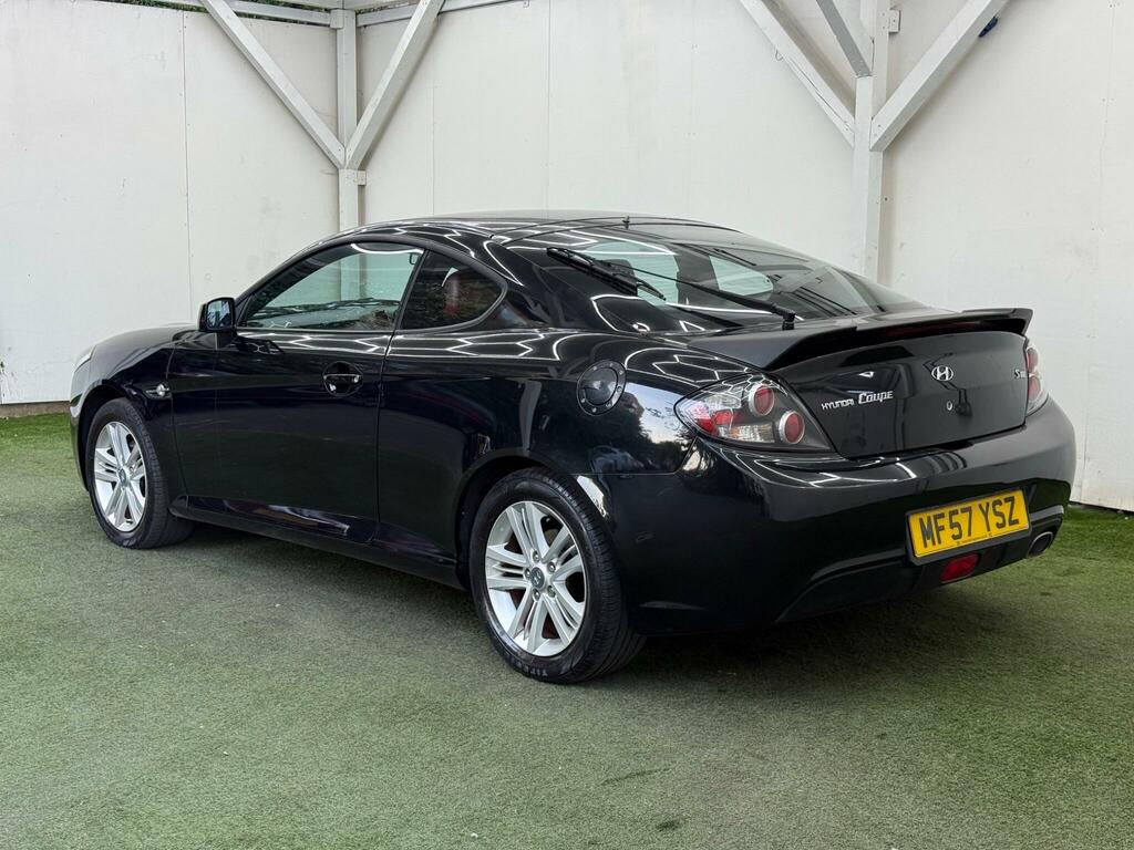 Hyundai Coupe Automatic Black #8