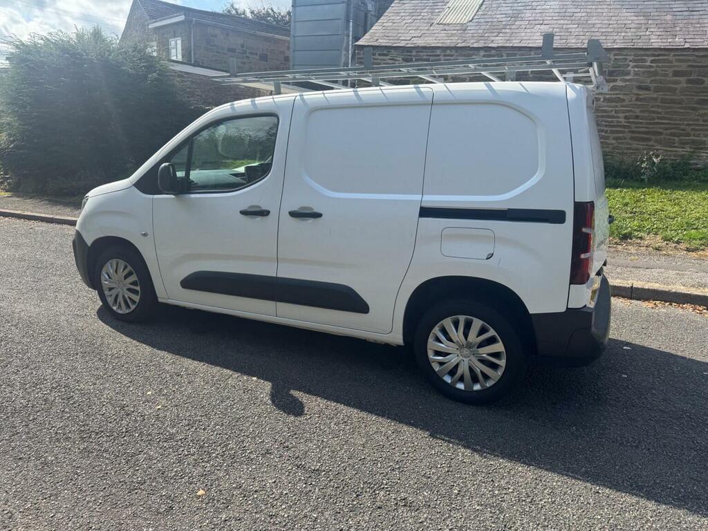 Peugeot Partner Panel Van 1.5 Bluehdi 1000 Professional Standard P White #3