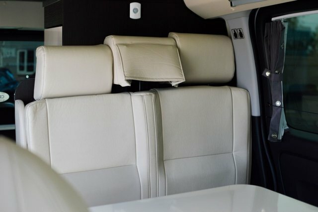 Mercedes-Benz  C 300 Amg Line Premium Blue #9