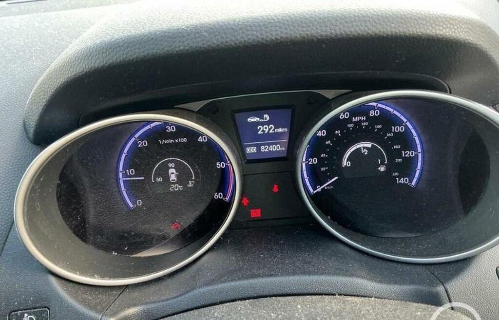 Hyundai Ix35 2.0 Crdi Premium 4Wd Euro 5 Black #2