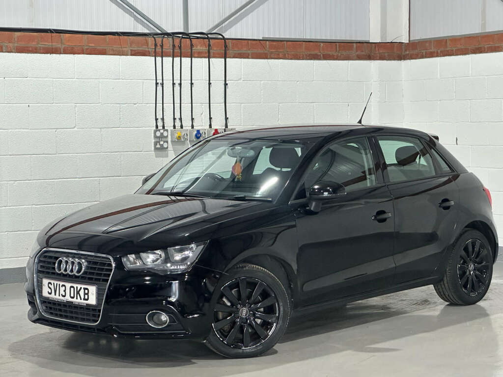 Audi A1 1.4 A1 Sportback Tfsi Sport Black #2
