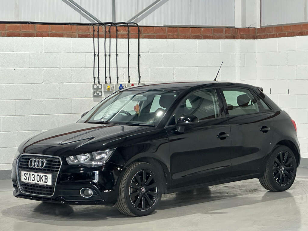 Audi A1 1.4 A1 Sportback Tfsi Sport Black #3