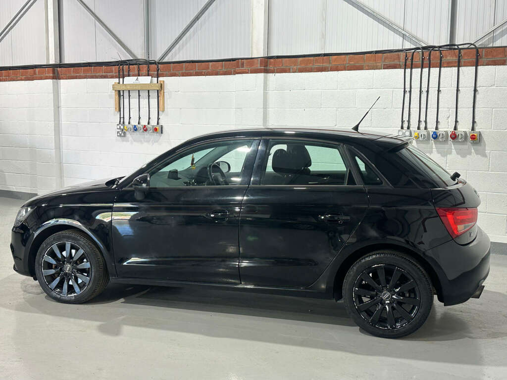 Audi A1 1.4 A1 Sportback Tfsi Sport Black #6