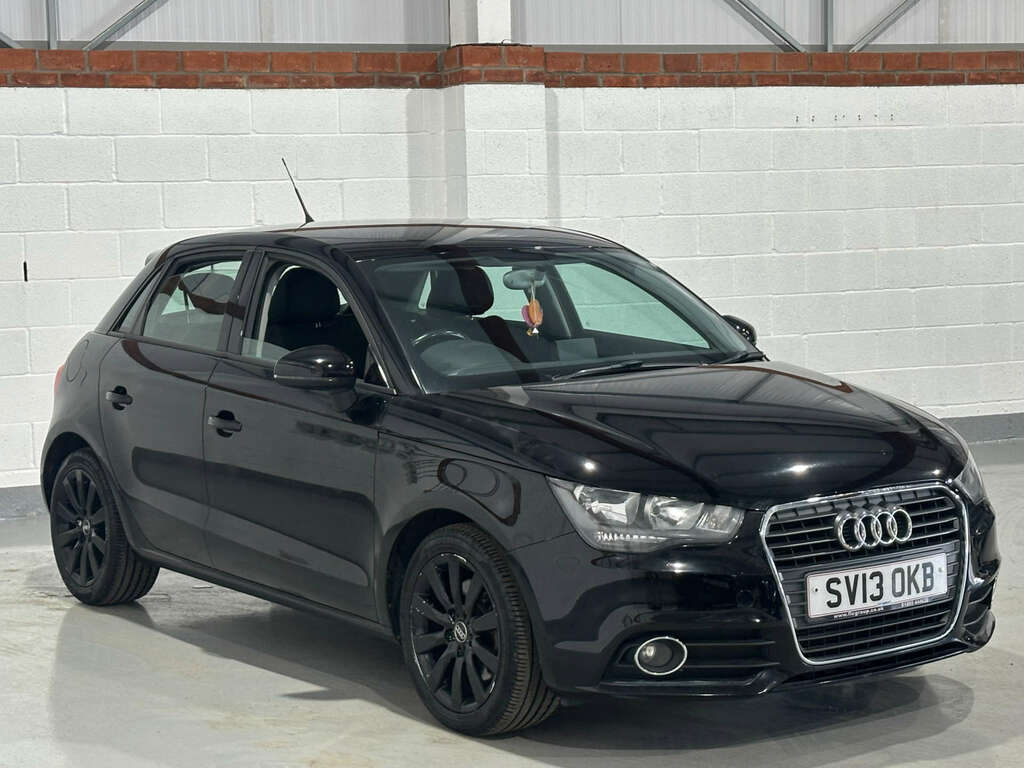Audi A1 1.4 A1 Sportback Tfsi Sport Black #4