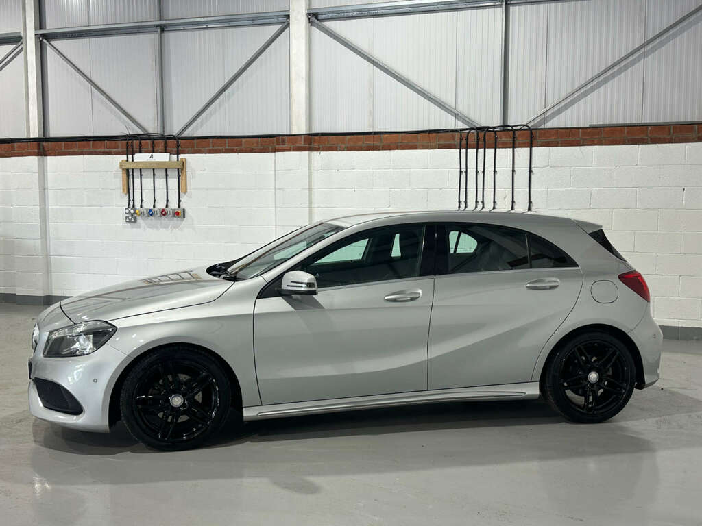 Mercedes-Benz A Class 1.5 A 180 D Amg Line Executive Silver #6