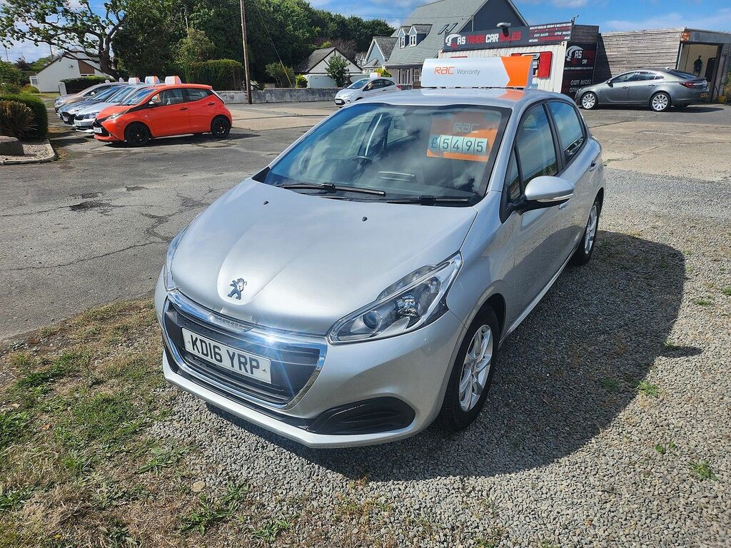 Peugeot 208 Active Puretech 1.2 Vti 82 KD16YRP Silver #2